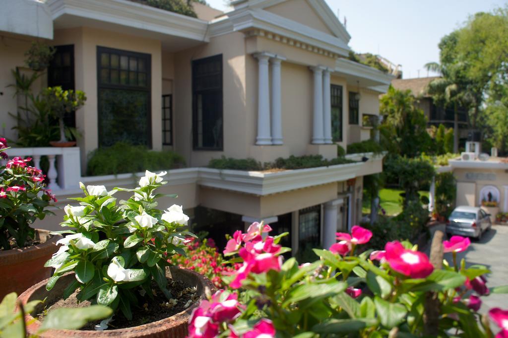 Sirohi House Bed & Breakfast *